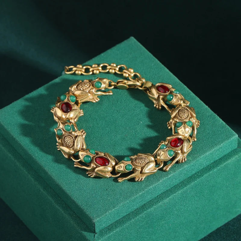 Vintage Adjustable Frog Charm Bracelet with Natural Stone Eyes - 18K Gold Plated Unique Jewelry for Women