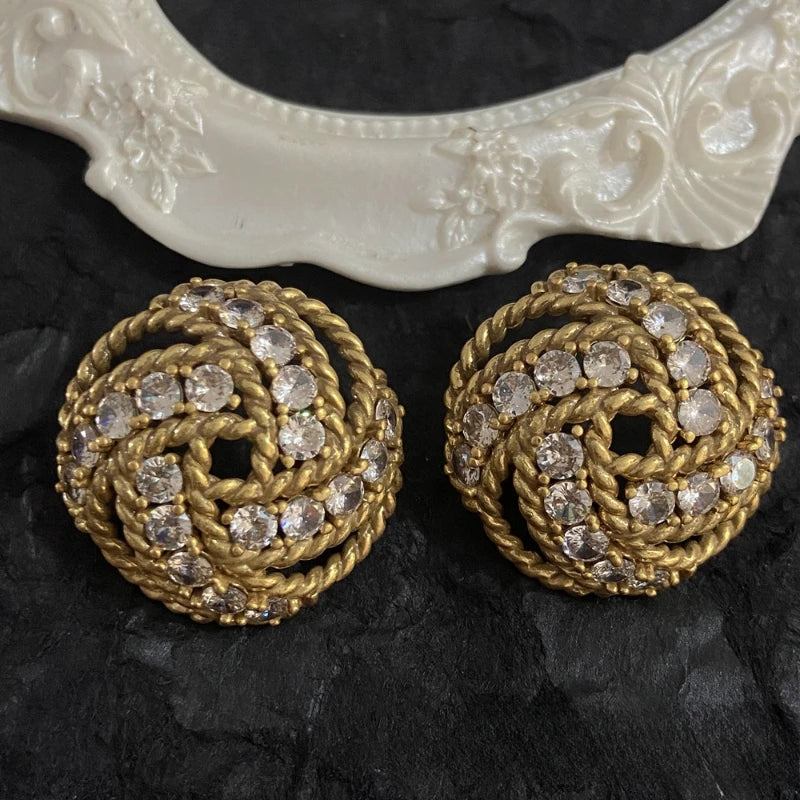 Fashion Jewelry Vintage Temperament Geometric Stud Earrings For Women Female Gifts Delicate Design Ear Accessories Hot Selling