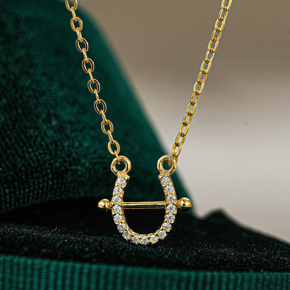 Luxury 100% Real 18k Gold Women's Horseshoe Diamond Pendant Collarbone Chain Full Set Moissanite Necklace