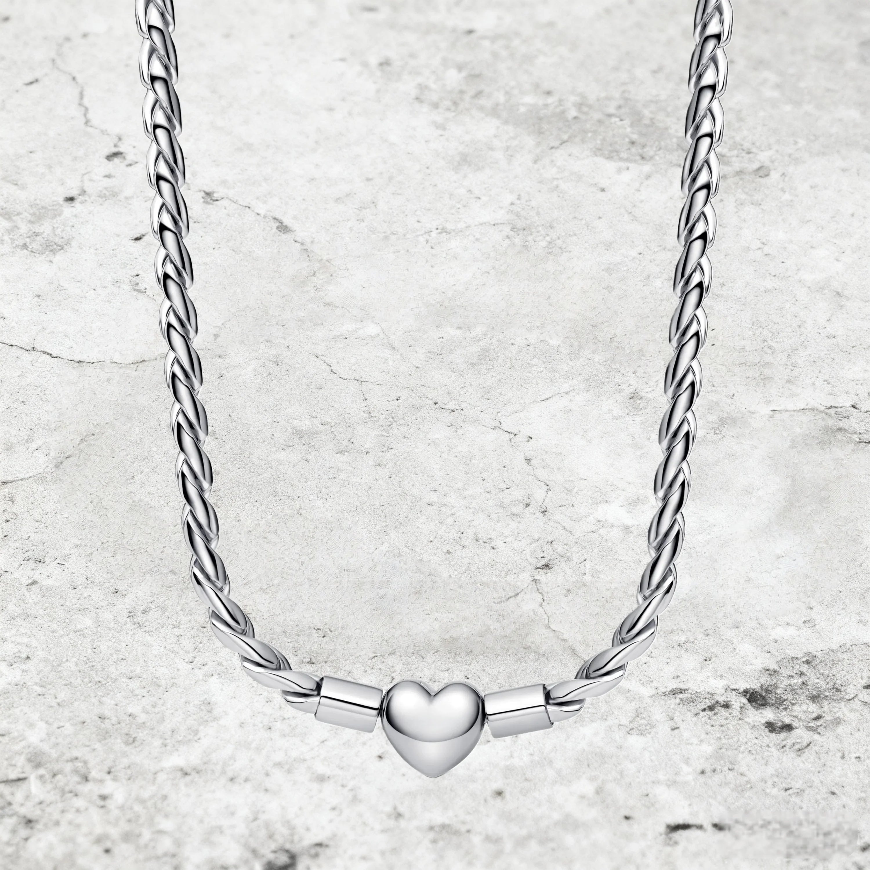 2026 PYUH Twisted Wreath Chain Story Chain Necklace Women's Accessories Jewelry Romantic Versatile Women's Christmas Gift
