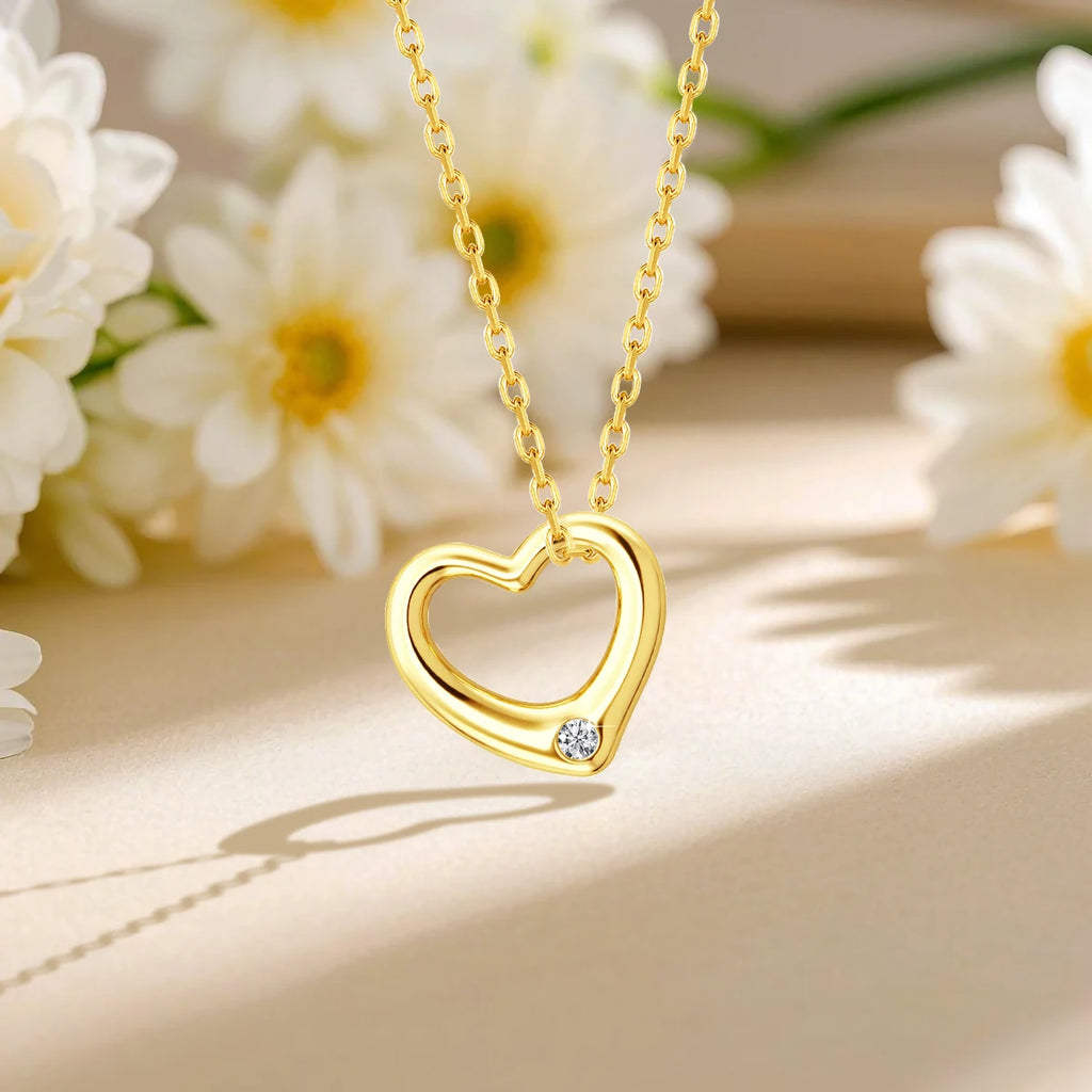 Love Shape Moissanite Pendant 14K Gold Lightweight Hollow Craft  Design Romantic Valentine's Gift for Women Anniversary Jewelry