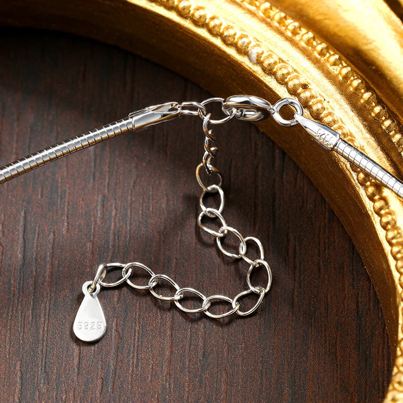 KNOBSPIN 3ct Pear Cut Moissanite Pendant Necklaces for Women Wedding Solitaire s925 Sterling Silver 1.5mm Choker Chain Necklace