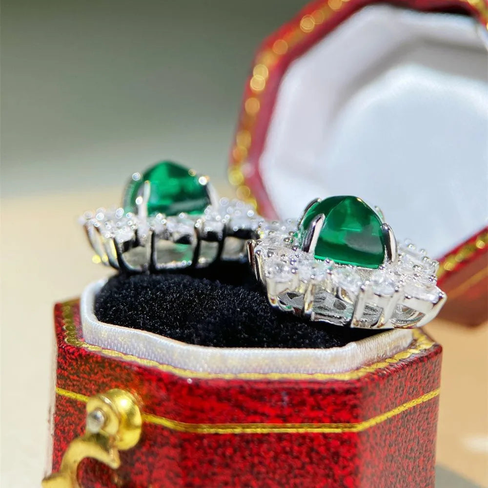 Luxury white gold solid platinum PT950 Earrings Women's Sugar Tower Emerald Luxury Full Diamond Inlaid Earrings Banquet Style