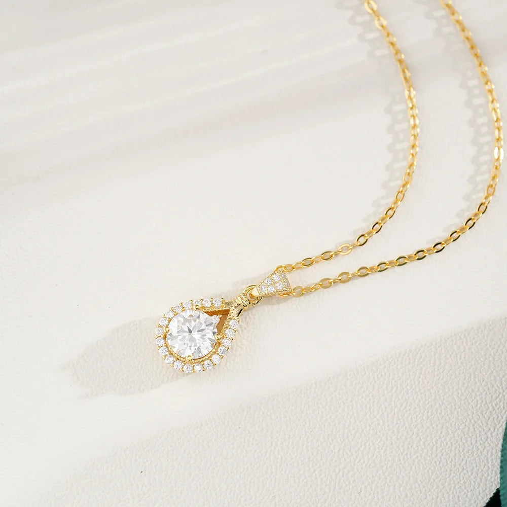 Luxury 100% Real 18k Gold Drop Pipa Pendant Women's Clavicle Chain Moissanite Necklace