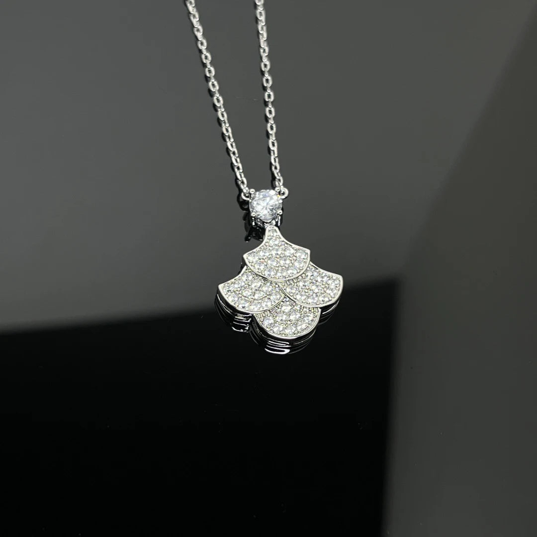 S925 Silver Women's Necklace, Fashionable Design Pentagram and Butterfly Pendant Necklace, Holiday Gift