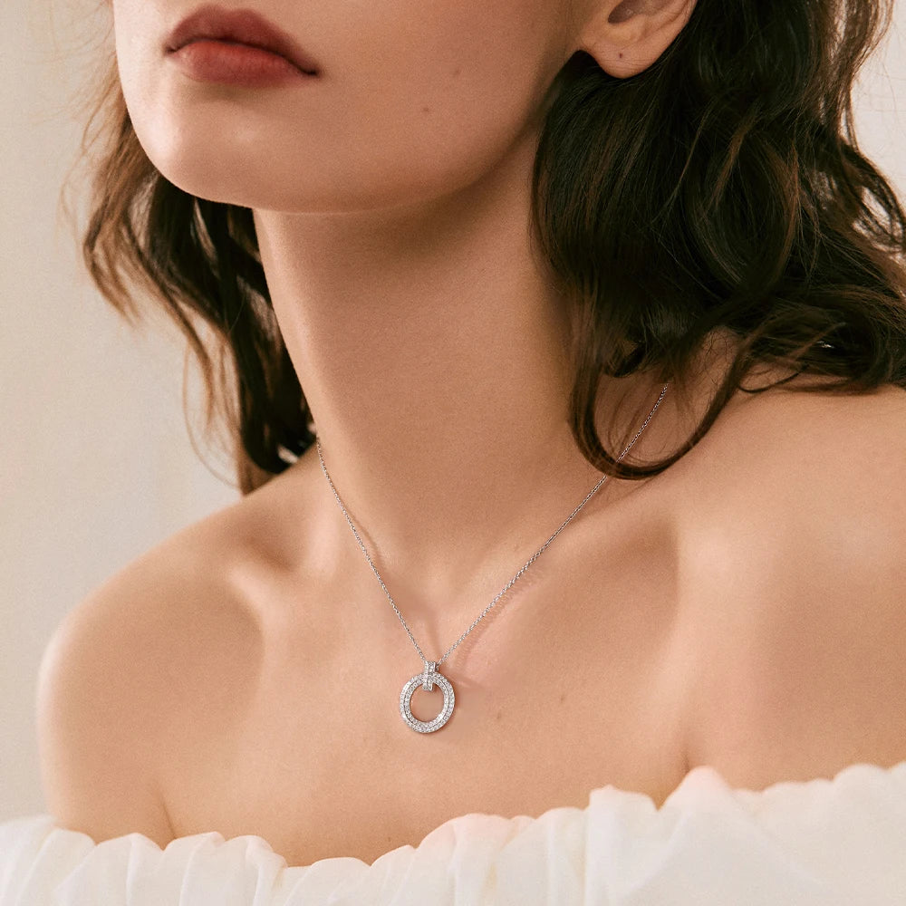 LinkerLove Moissanite Pendant Necklace Diamond Circle Pendant Chain for Women S925 Sterling Silver Choker Necklace Fine Jewelry