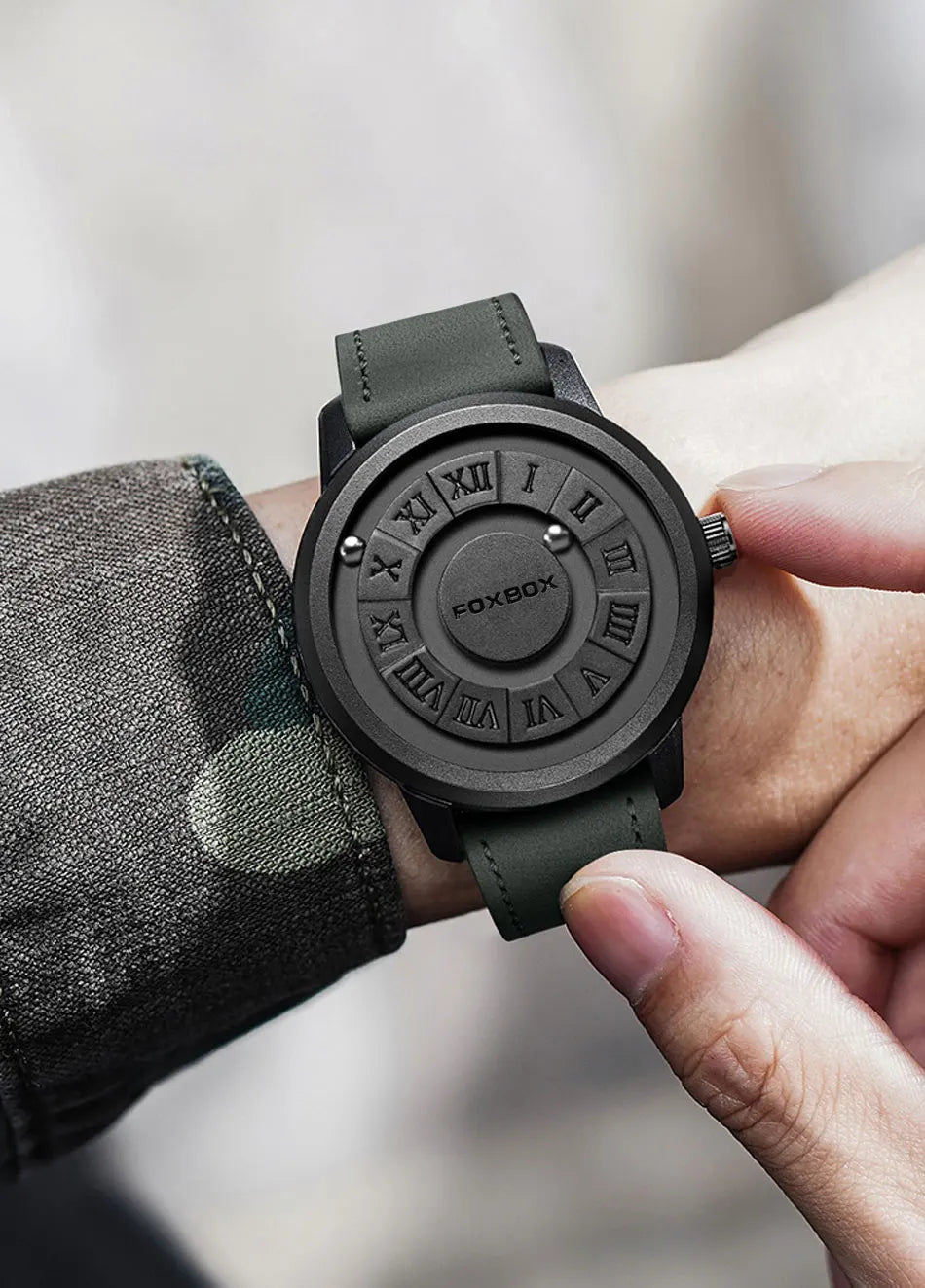 FOXOBOX New Original Luxury Skull Scrolling Pointer Magnetic Force Watch Men Military Sport Waterproof Quartz Wristwatch Clock