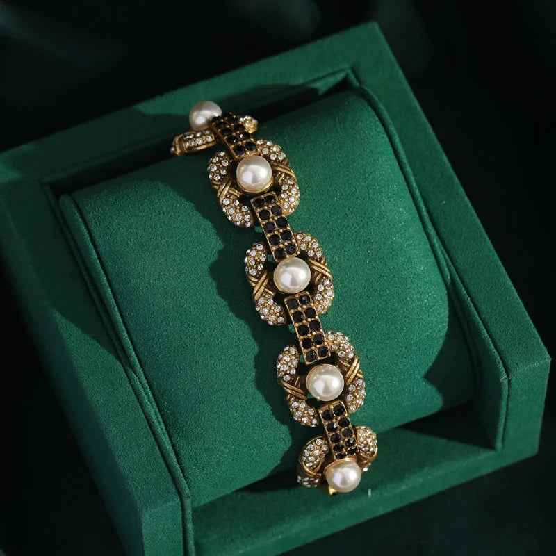 Vintage Bracelets For Woman Pearls Bangles Girls Jewelry Designer Luxury Black Rhinestones Gifts For My Girlfriend Valentine