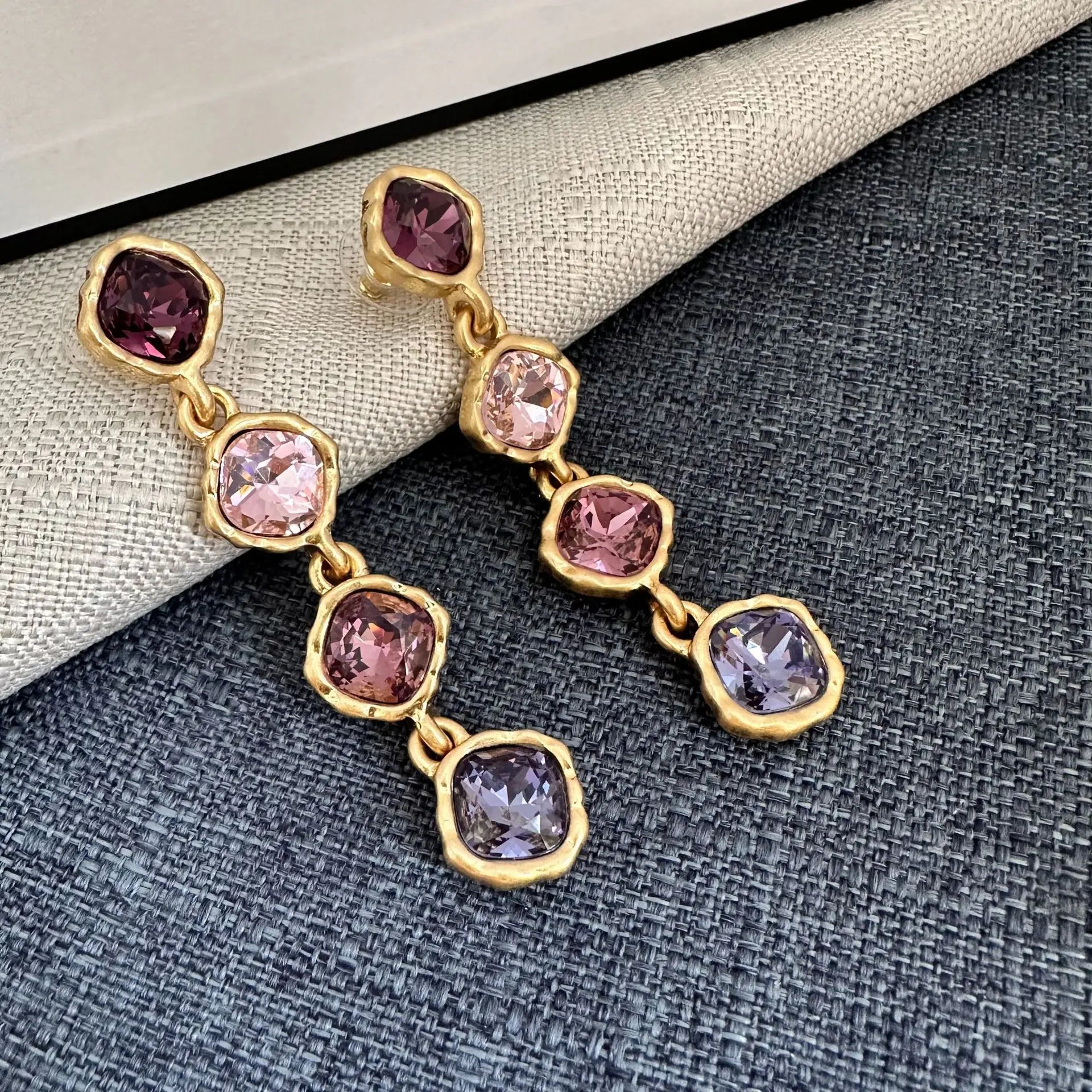 Os Fashion Jewelry Full Zircon Inlaid Colorful Glass Geometric Stud Earrings Women’s Elegant Party Wedding Accessory