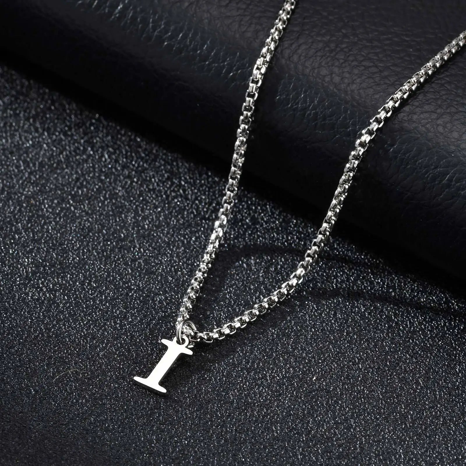 Vnox Simple A-Z Letter Necklace for Men, Waterproof Stainless Steel 26 Letters Pendant Necklace，Men’s Minimal Initial Necklace